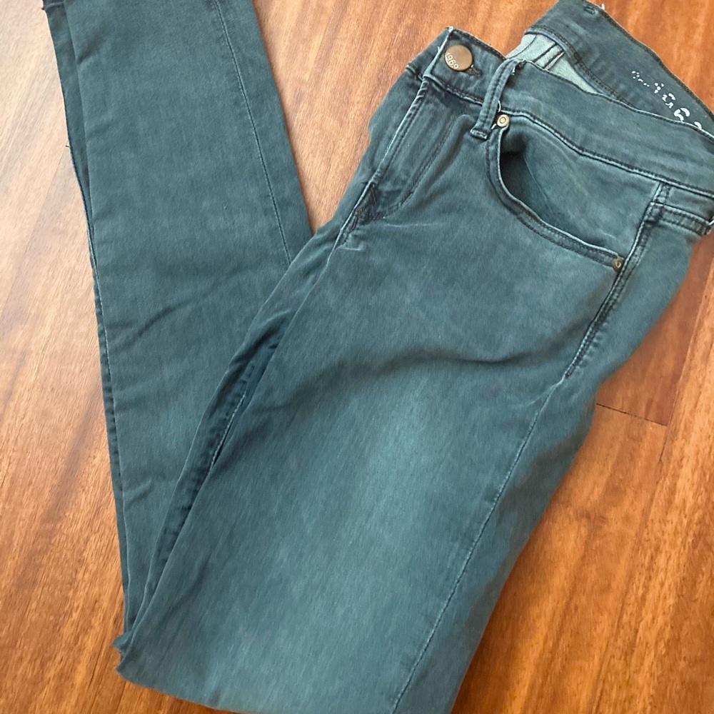 GAP Light Gray Skinny Jeans